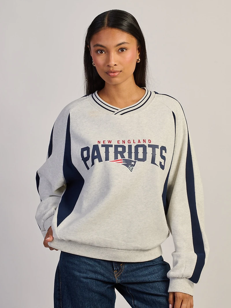 NFL NEW ENGLAND PATRIOTS V CREW SWEAT À CAPUCHE