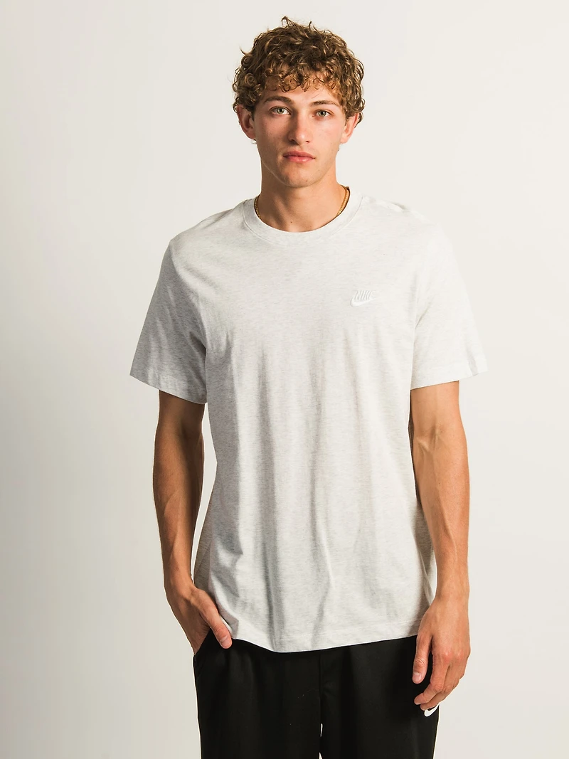 NIKE SPORTSWEAR CLUB T-SHIRT