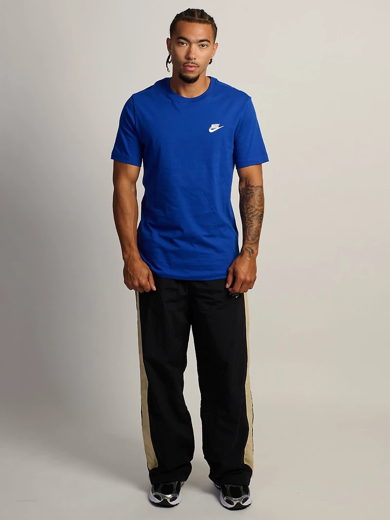NIKE SPORTSWEAR CLUB T-SHIRT