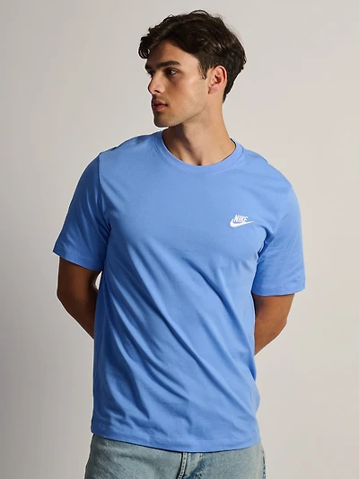 T-SHIRT NIKE SPORTSWEAR CLUB - ROYAL PULSE