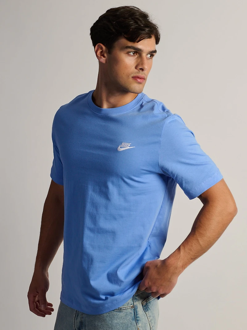 NIKE SPORTSWEAR CLUB T-SHIRT - ROYAL PULSE