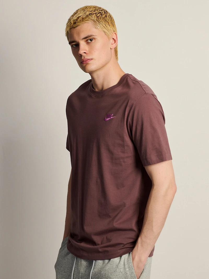 NIKE SPORTSWEAR CLUB T-SHIRT- TATTOO