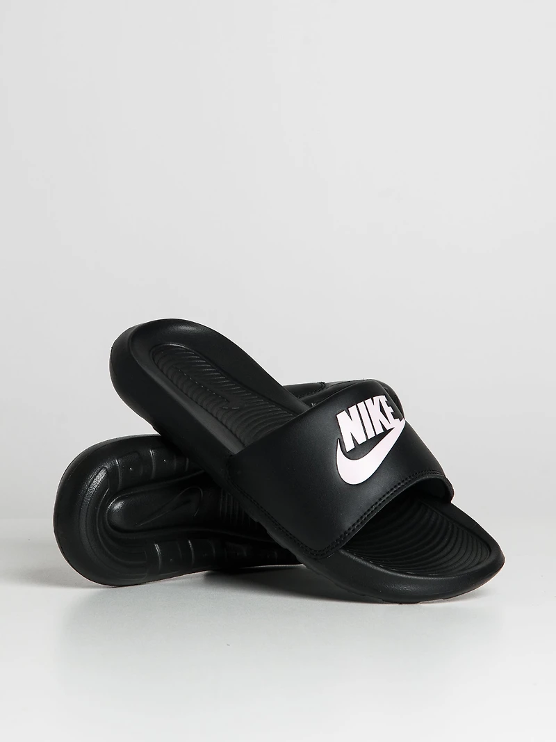 WOMENS NIKE VICTORI ONE SLIDES - BLACK/LIGHT ARCTIC PINK