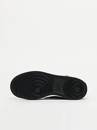 WOMENS NIKE COURT VISION LOW NEXT NATURE SNEAKER - BLACK/WHITE