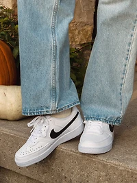 WOMENS NIKE COURT VISION LO NEXT NATURE SNEAKER
