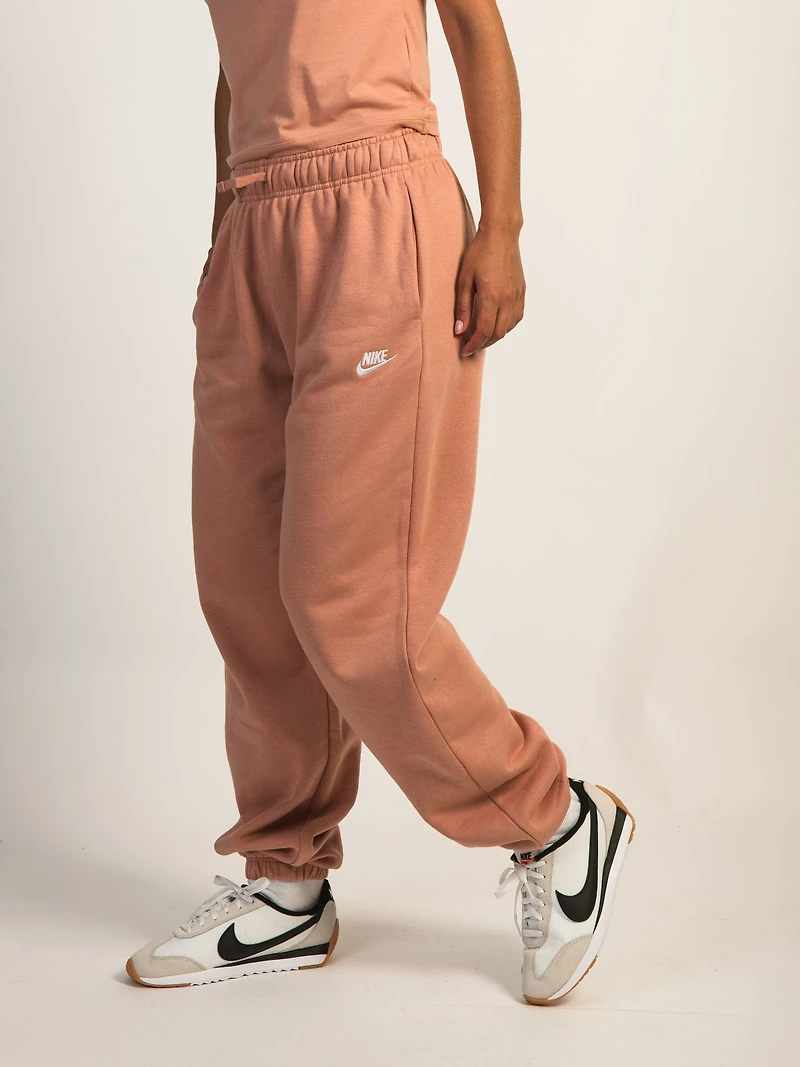 NIKE CLUB MIDRISE OVERSIZED SWEATPANTS - ROSE GOLD