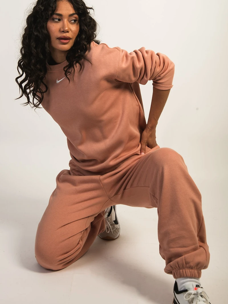 NIKE CLUB MIDRISE OVERSIZED SWEATPANTS - ROSE GOLD