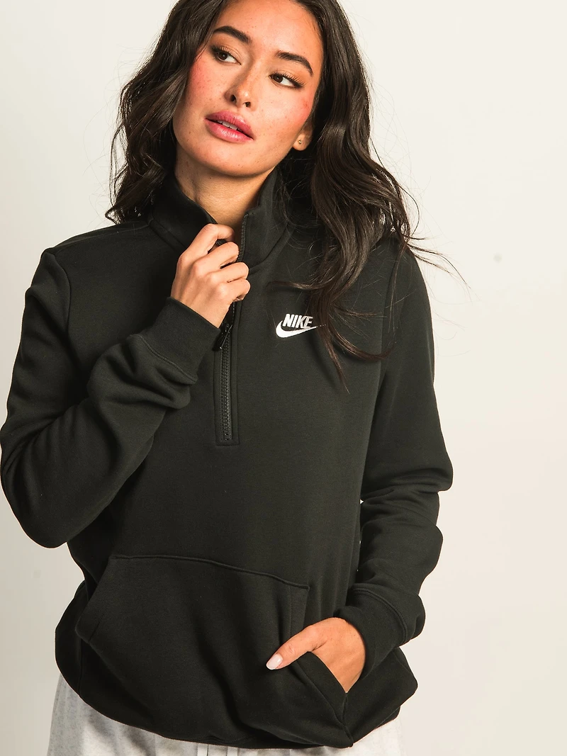 NIKE HALF ZIP SWEATSHIRT
