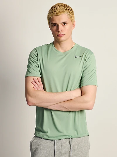 NIKE FITNESS T-SHIRT - SAGE