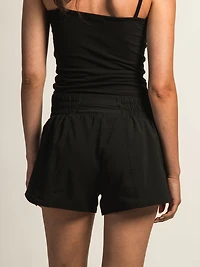 NIKE ONE DF MID-RISE 3IN BRIEF-LINED SHORT