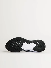 MENS NIKE REVOLUTION 7 RUNNING SHOE - BLACK/WHITE