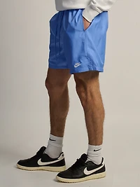 NIKE CLUB WOVEN FLOW SHORT - ROYAL FLUSH