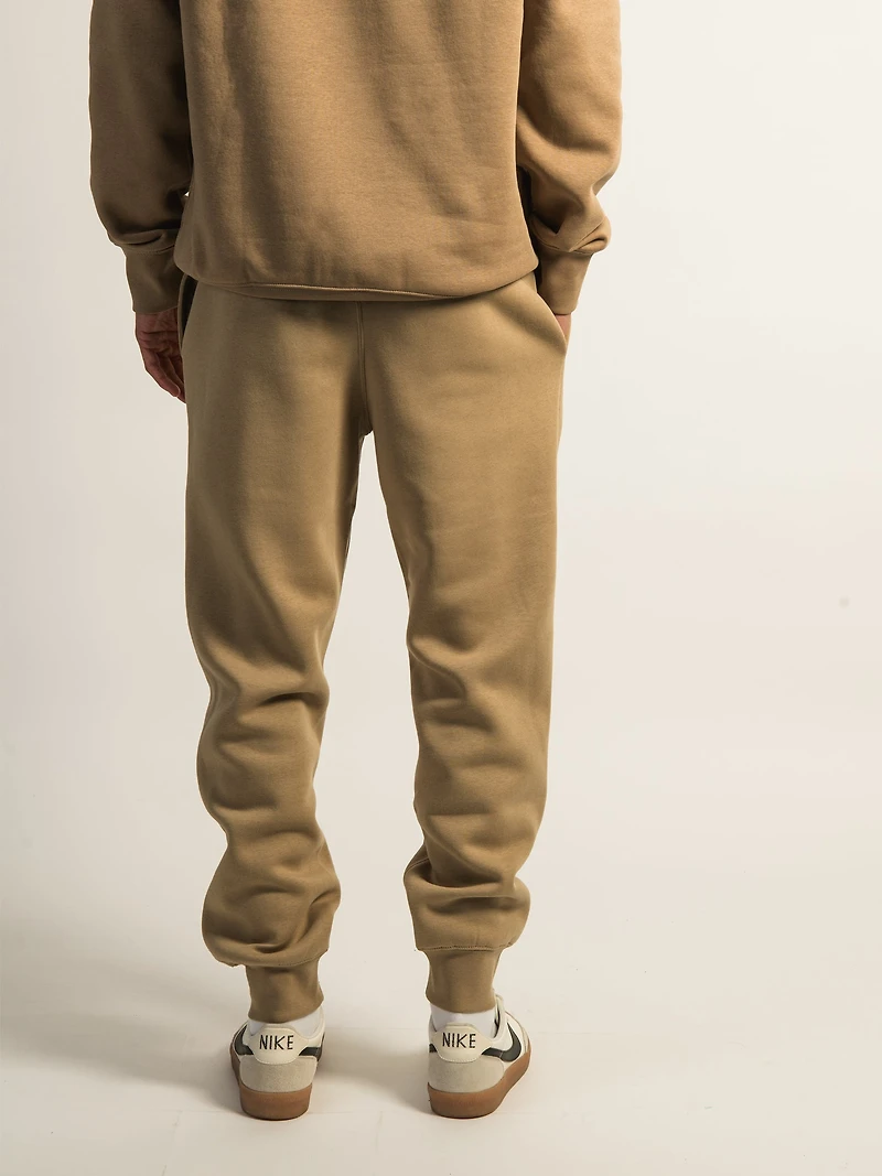 JOGGER NIKE SPORTSWEAR CLUB - BEIGE