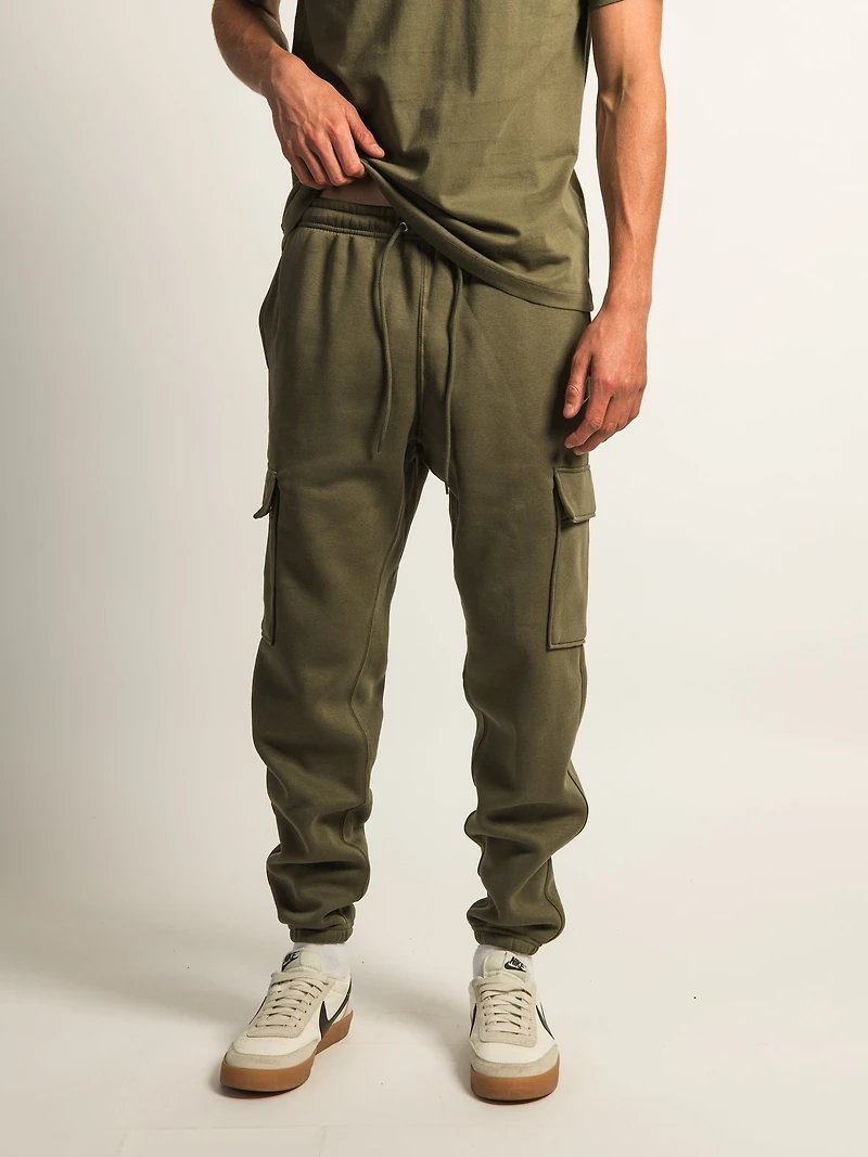 NIKE SPORTSWEAR CLUB CARGO PANT - OLIVE
