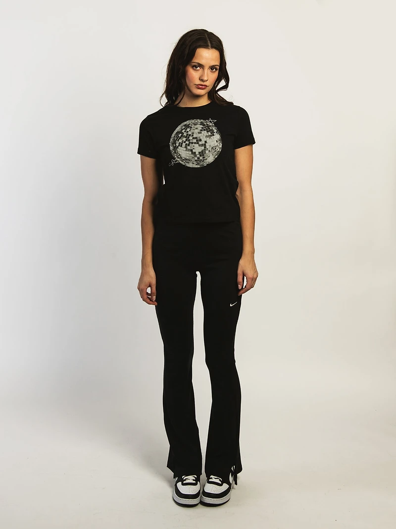 NIKE SPORTSWEAR CHILL KNIT FLARED LEGGING