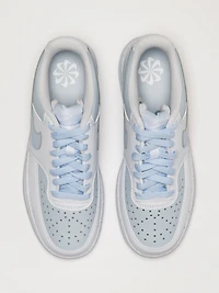 SNEAKER NIKE COURT VISION LOW NEXT NATURE POUR FEMME - BLANC/BLEU