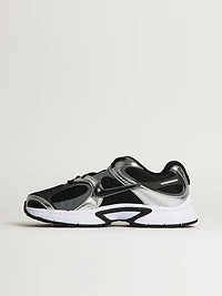 MENS NIKE V5 RNR SNEAKER - BLACK