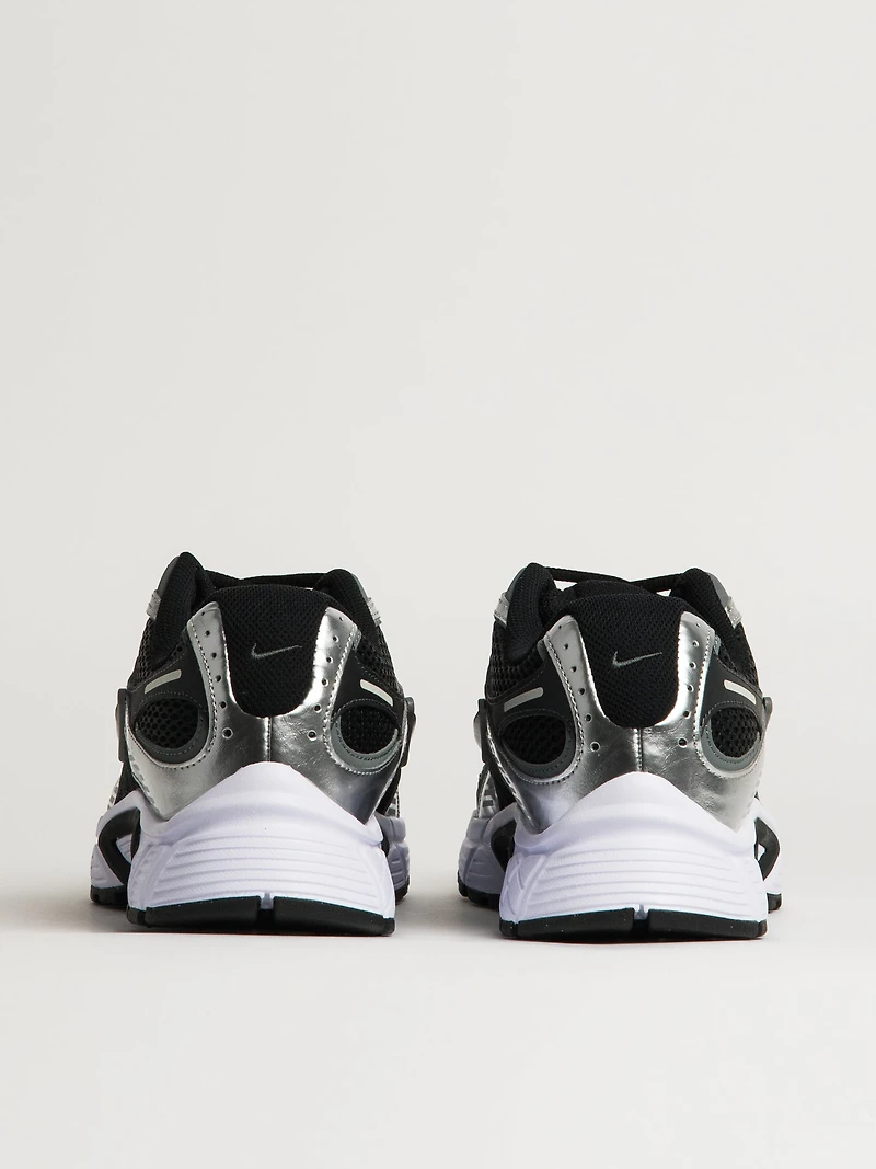 MENS NIKE V5 RNR SNEAKER - BLACK