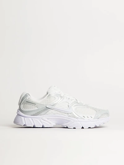 MENS NIKE V5 RNR SNEAKER