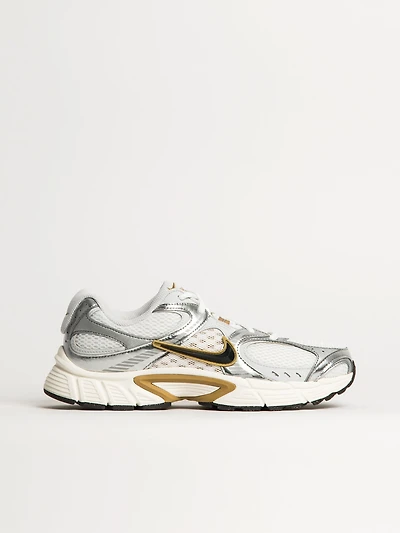 HOMMES NIKE V5 RNR SNEAKER - WHITE/ASH