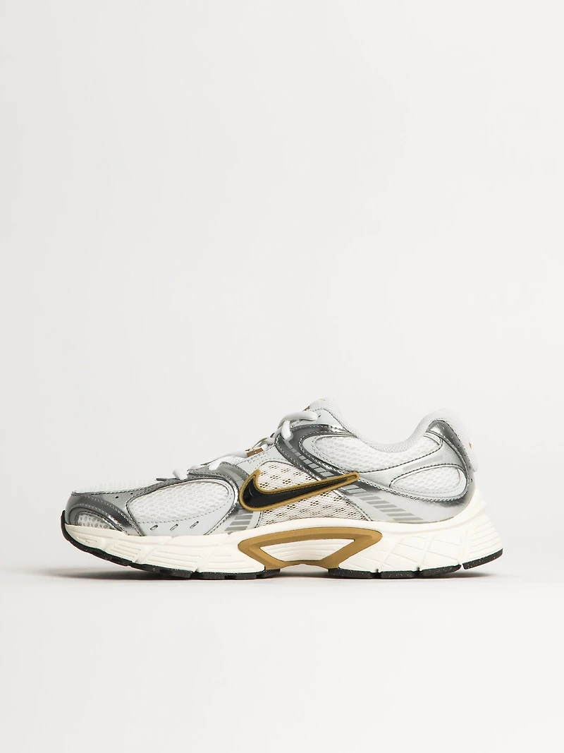 HOMMES NIKE V5 RNR SNEAKER - WHITE/ASH
