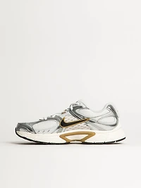 HOMMES NIKE V5 RNR SNEAKER - WHITE/ASH