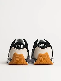 BASKETS NIKE PACIFIC POUR FEMMES - BLANC/NOIR