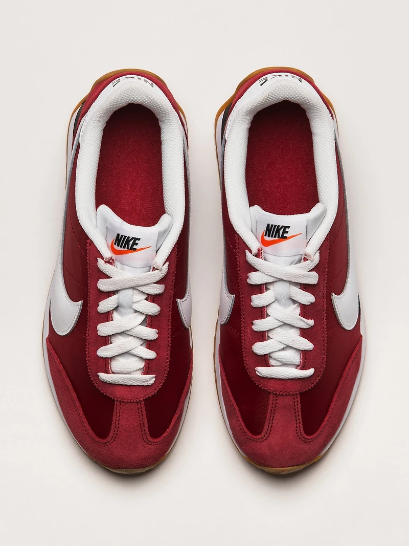 WOMENS NIKE PACIFIC SNEAKER - TEAM CRIMSON/WHITE