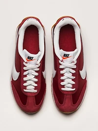 WOMENS NIKE PACIFIC SNEAKER - TEAM CRIMSON/WHITE