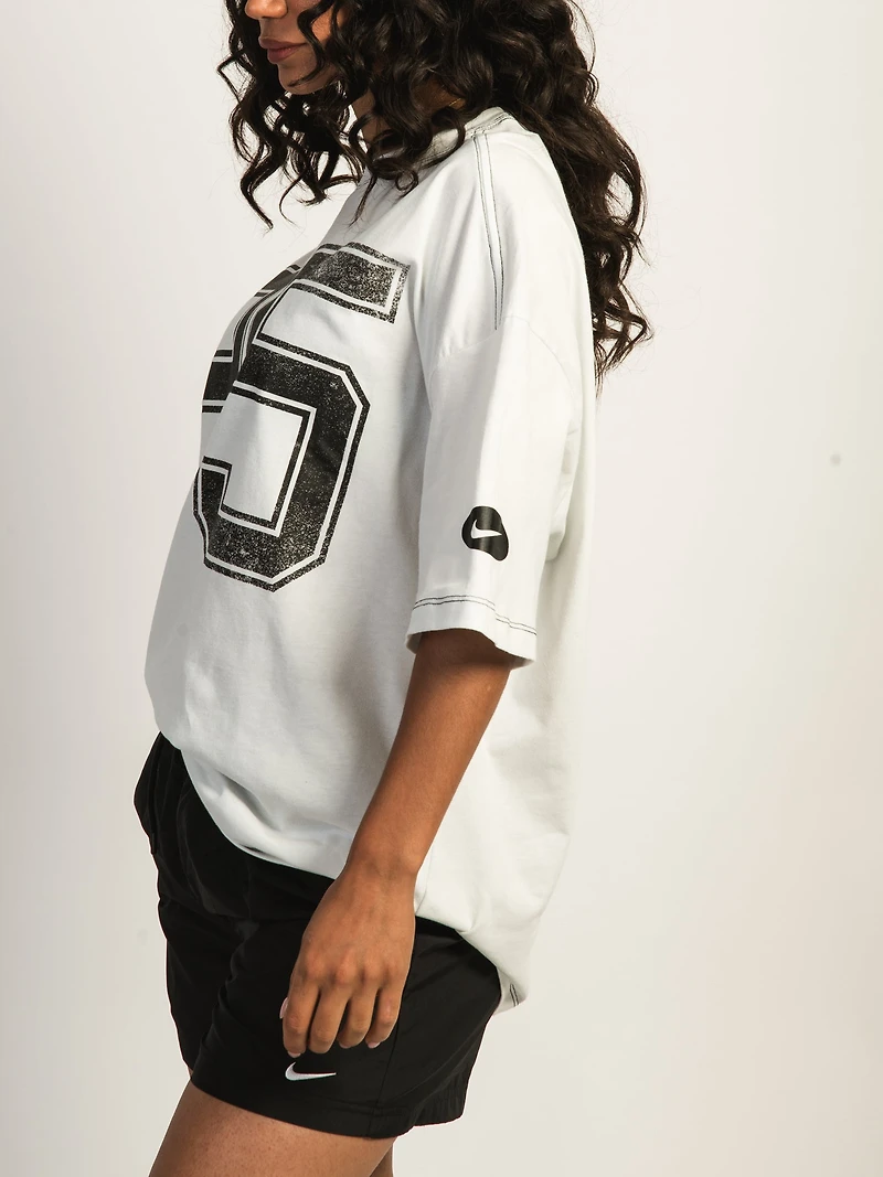 NIKE SPORTSWEAR STREET OVERSIZED TEE