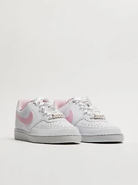 WOMENS NIKE COURT VISION LOW SNEAKER - WHITE/PINK