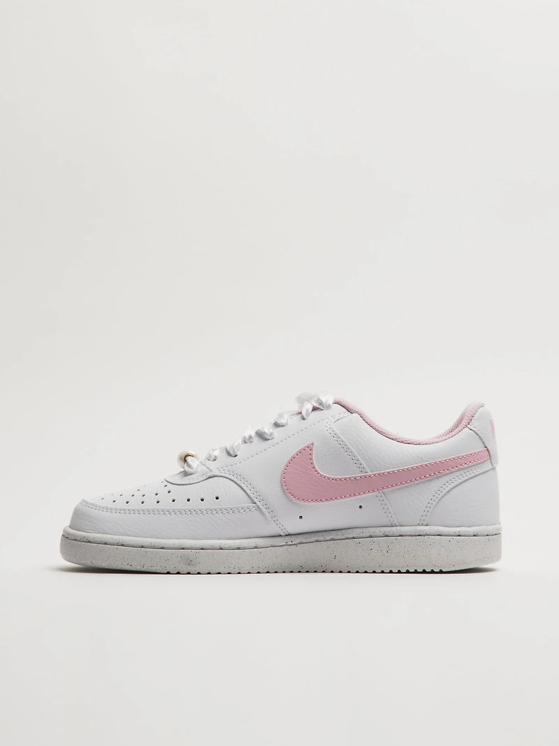 WOMENS NIKE COURT VISION LOW SNEAKER - WHITE/PINK