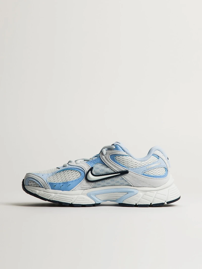 WOMENS NIKE V5 RNR SNEAKER - OFF WHITE/BLUE