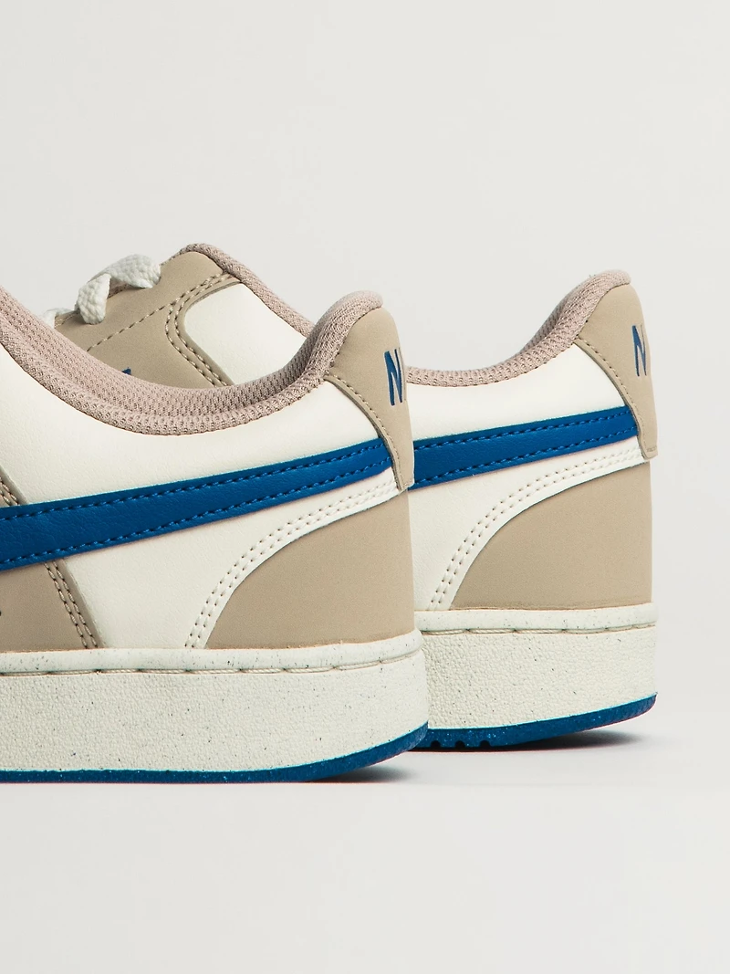 MENS NIKE COURT VISION LOW SNEAKER - WHITE/BLUE