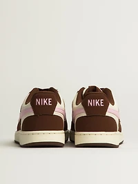 BASKETS BASSES NIKE COURT VISION POUR FEMMES - MARRON