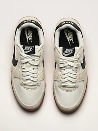 BASKETS NIKE FIELD GENERAL POUR FEMMES - VOILE/NOIR