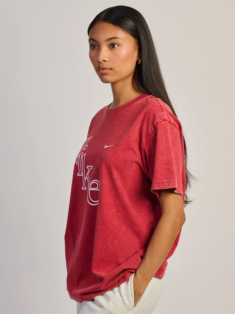 NIKE T-SHIRT TOUGH RED