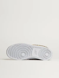 FEMMES NIKE COURT VISION LOW NEXT NATURE SNEAKER - BLANC