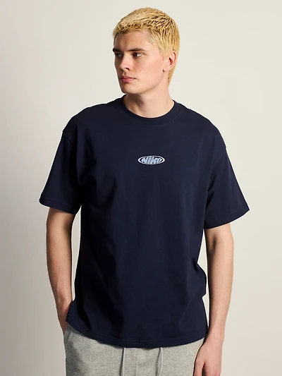 NIKE SPORTSWEAR OVAL LOOSE FIT T-SHIRT