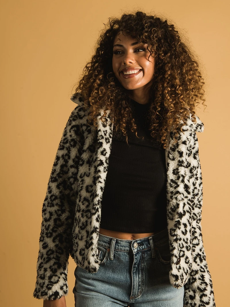 ONLY EMILY ALL OVER PRINT YEDDY JACKET - CLEARANCE