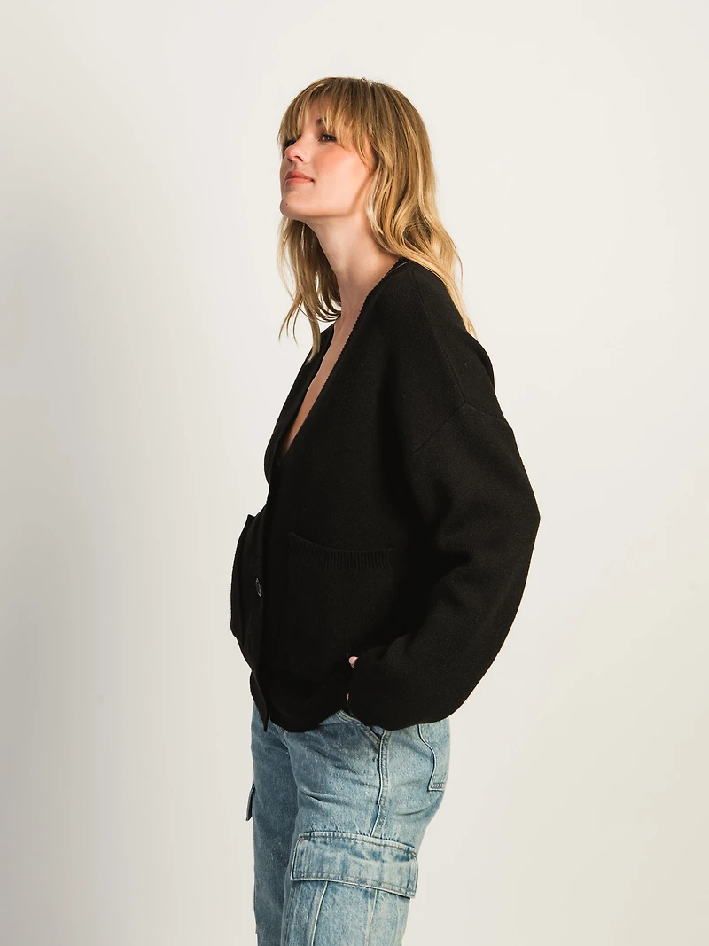 CARDIGAN BURKE