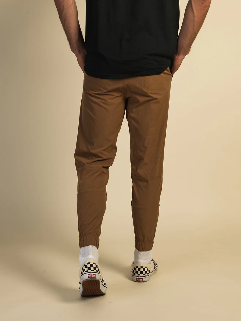 SAXX GO TO TOWN JOGGER COCONUT - CLEARANCE