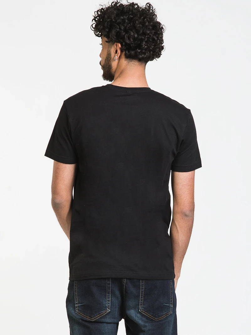 T-SHIRT VOLANTS POUR HOMMES