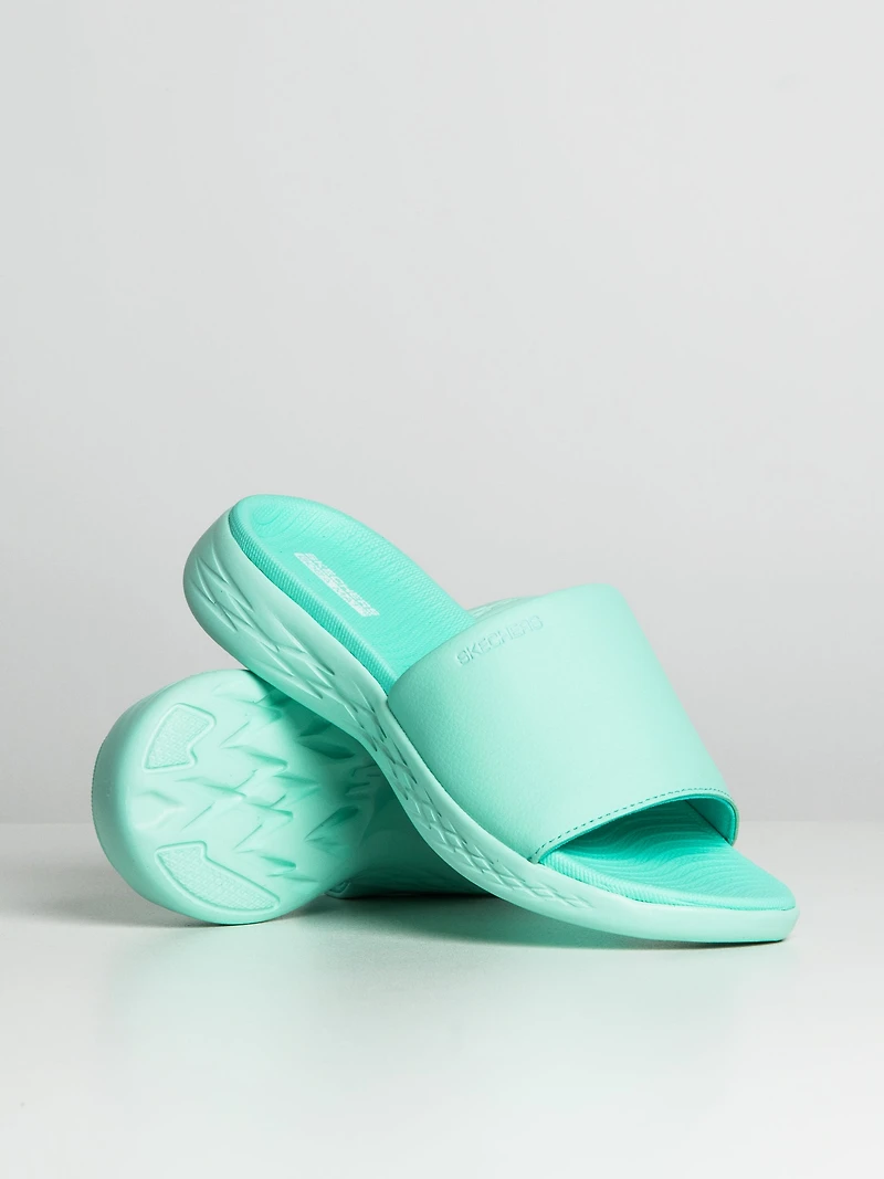 SKECHERS ON THE GO 600 POUR FEMMES - LIQUIDATION