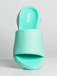 SKECHERS ON THE GO 600 POUR FEMMES - LIQUIDATION