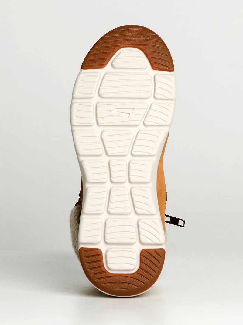 BOTTE SKECHERS ON THE GO GLACIAL ULTRA POUR FEMME