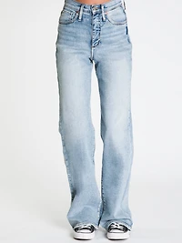 SILVER JEANS 33" HIGH RISE HIGHLY DESIRABLE JEAN - CLEARANCE