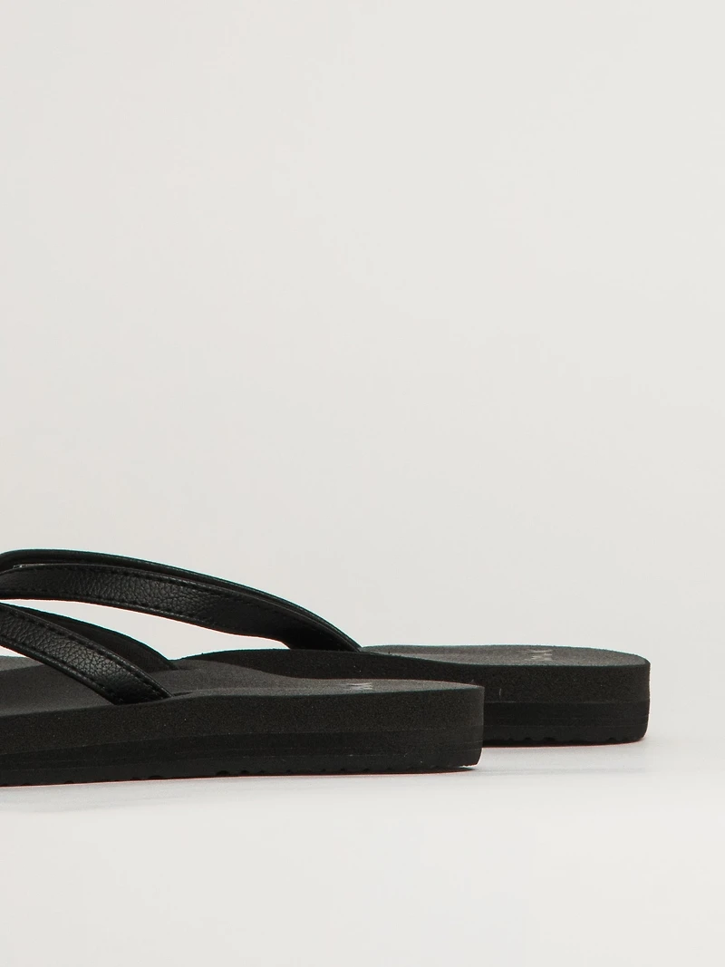 WOMENS SANUK YOGA JOY II SANDALS - BLACK