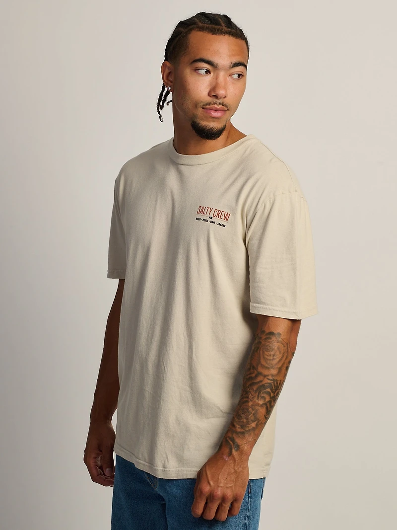 T-SHIRT SALTY CREW BASS SIGN - OS