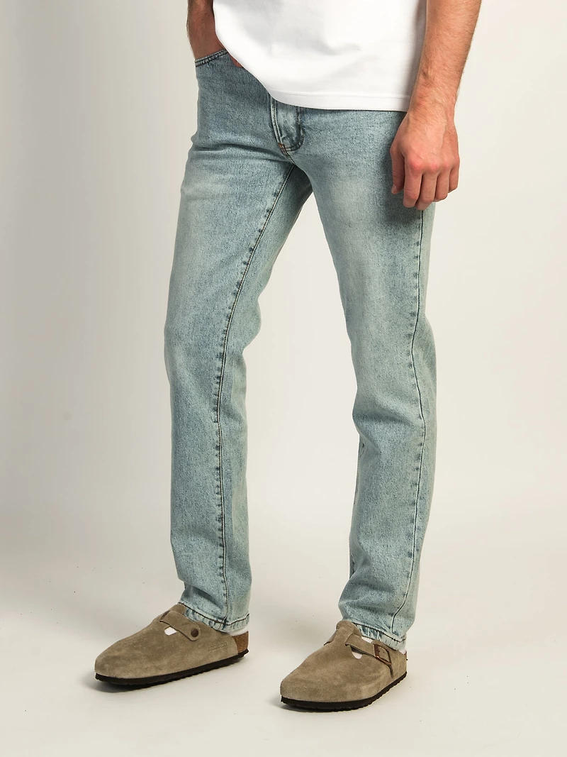 TAINTED 90'S STRAIGHT LEG DENIM - LIGHT WASH